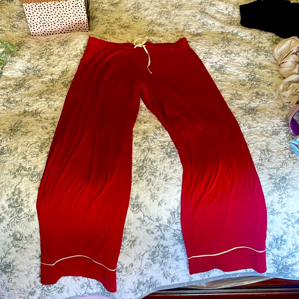 PERFECT FOR BUNDLING
/GAP Body Pajama pant
